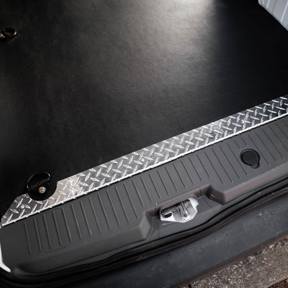 ALUMINIUM SILL PLATES - SIDE AND REAR SET FOR TRANSIT CONNECT LWB